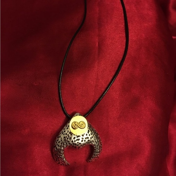 David Bowie Labyrinth Necklace - Picture 2 of 3